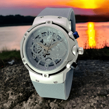 Sleek & Trendy AA1 Hublot Watch for Boys – Silicone Strap, Timeless Style! - zyrenstore